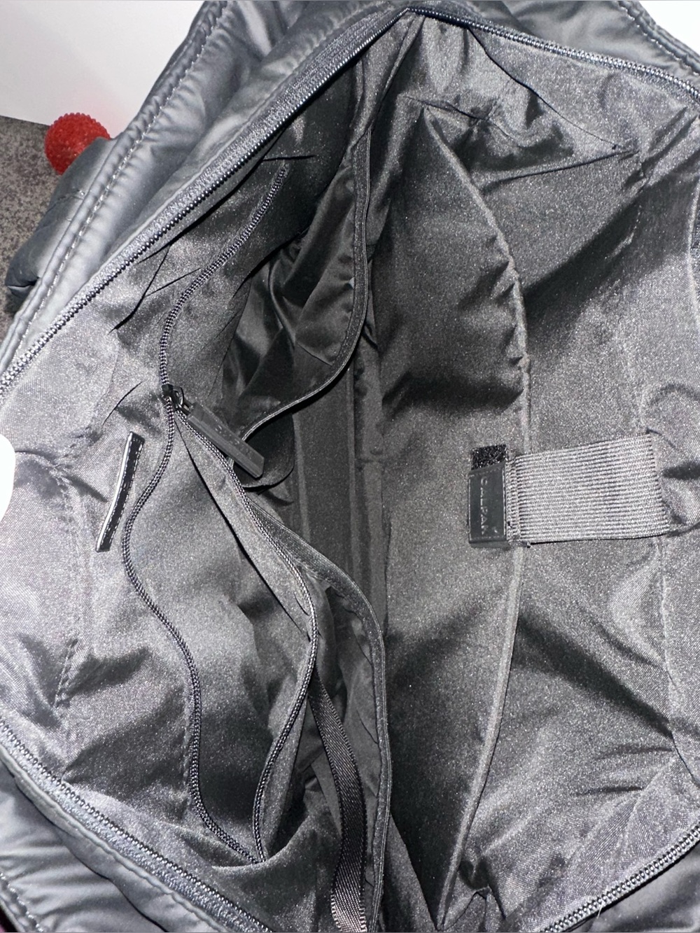 Calpak Luka Expandable Laptop bag/ Tote - Picture 4 of 7